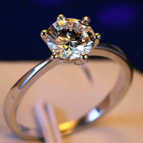 Diamond Ring - Aroosh Jewellers